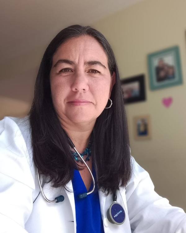 Doc Adriana Angel, médica, NeuroCoach y paciente con fibromialgia